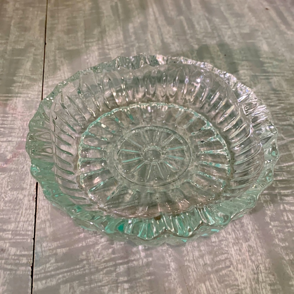 Vintage Hollywood Retro crystal pen holder/trinket tray